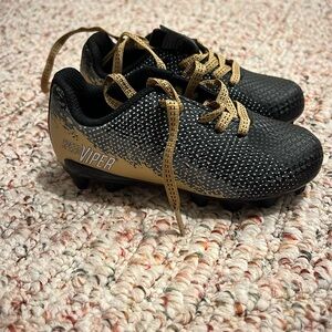New in box Dicks Sporting Goods speed viper cleats size 8